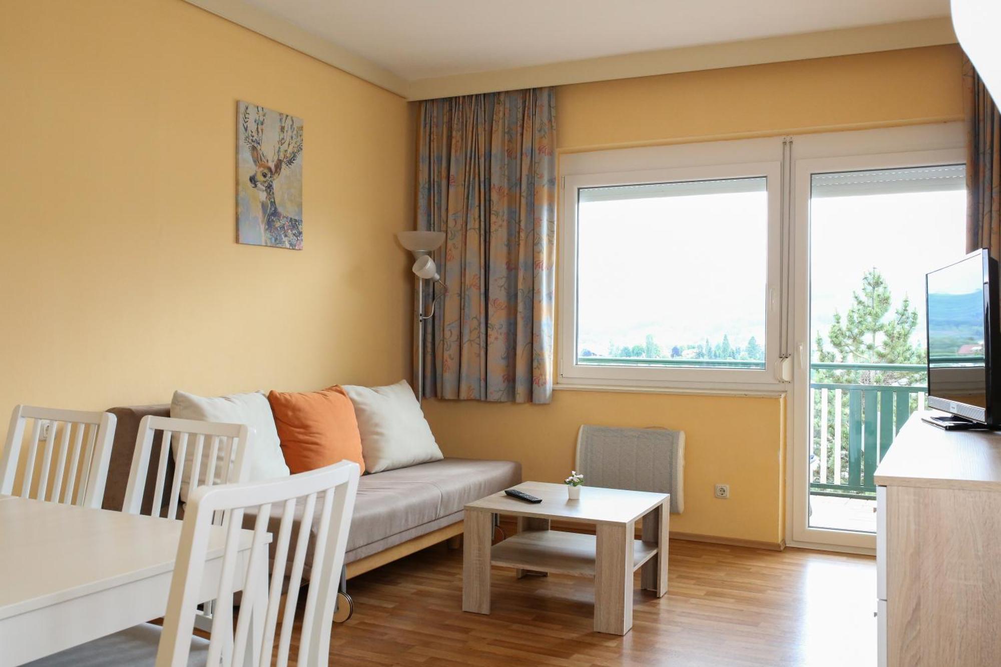 Self-Check In Apartmenthotel Seeglueck Pörtschach am Wörthersee 外观 照片